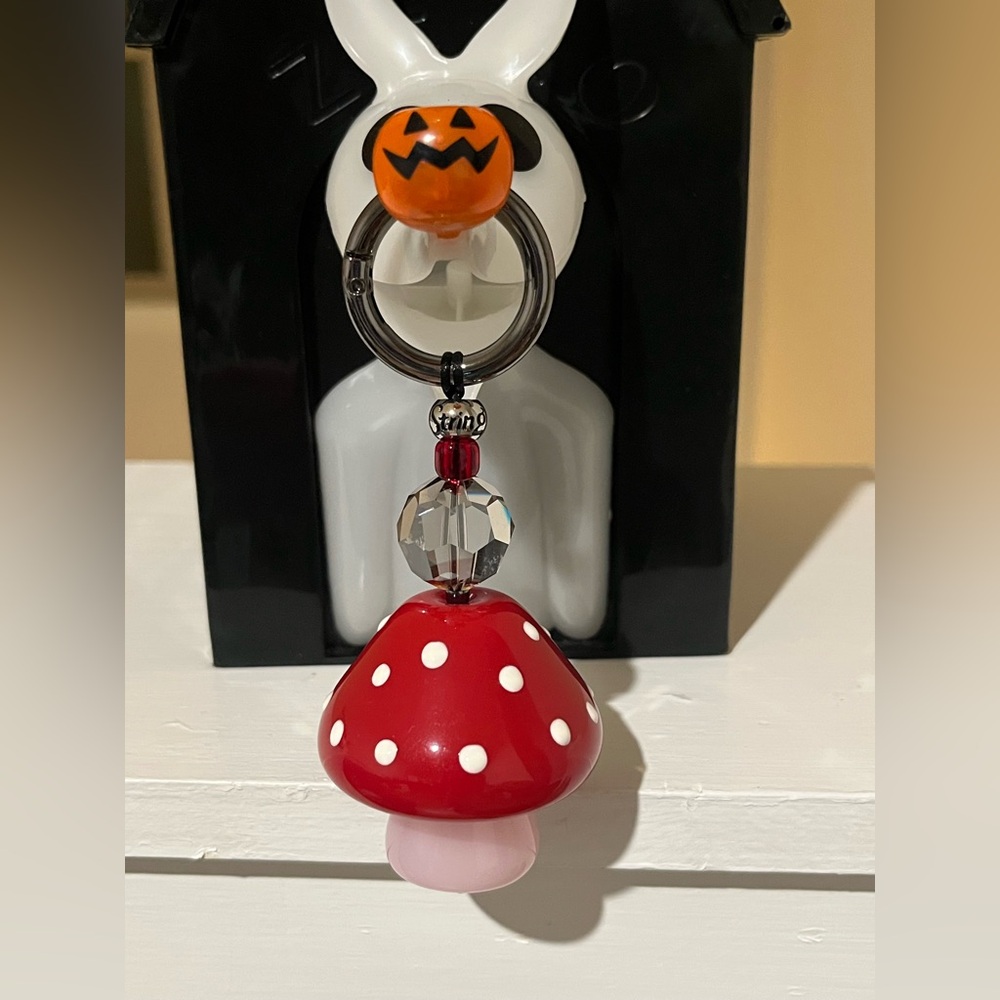 String Ting Shroomie Bag Charm